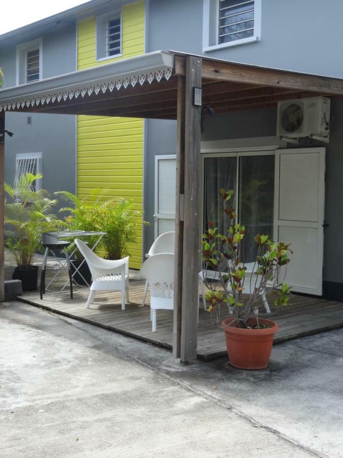 Residence Virginie Saint-Leu Bagian luar foto
